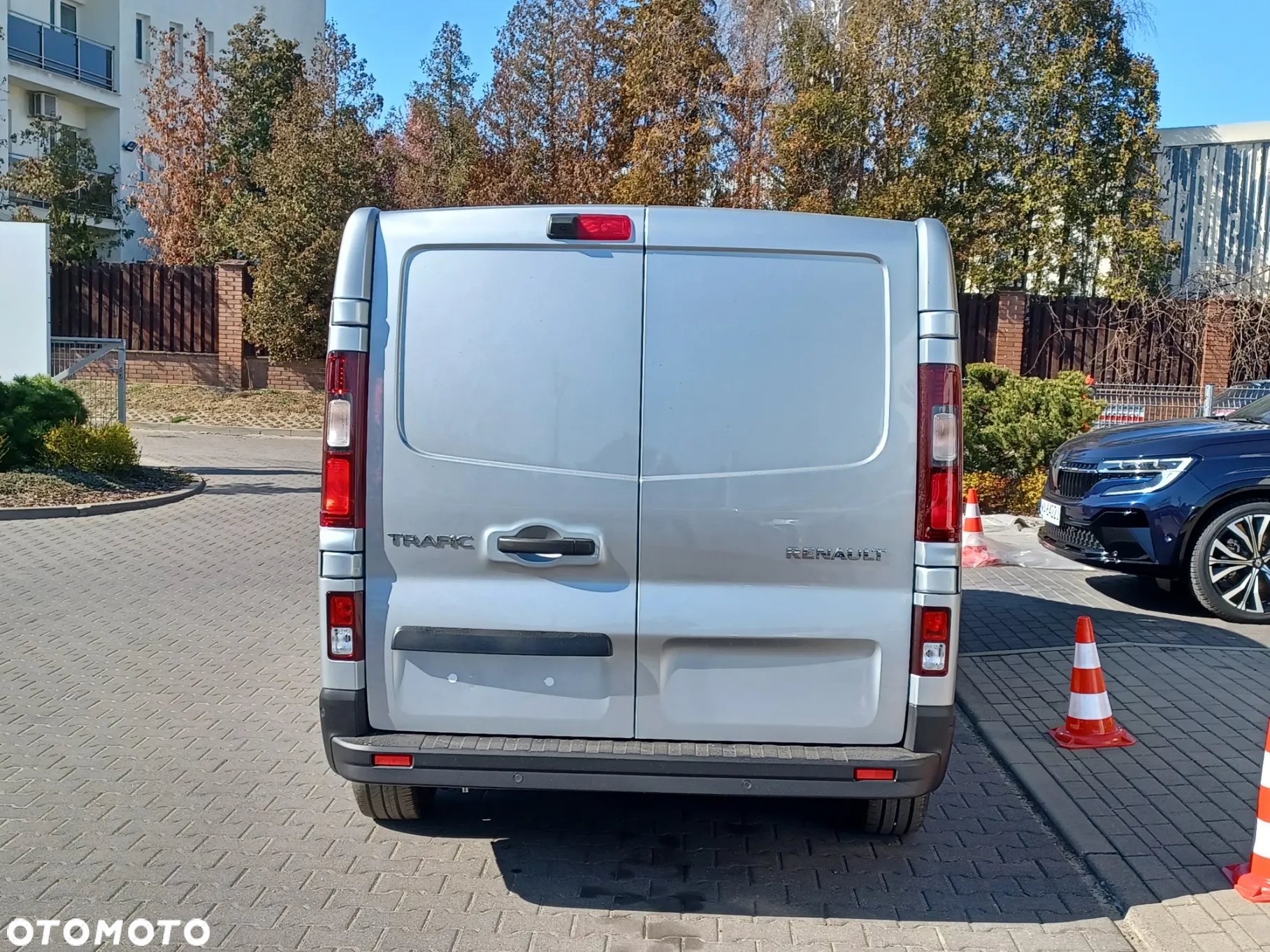 Renault TRAFIC automat 9-biegowy - 7