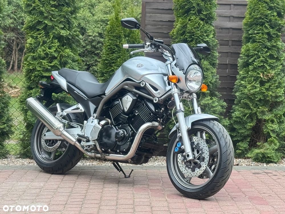 Yamaha BT - 1