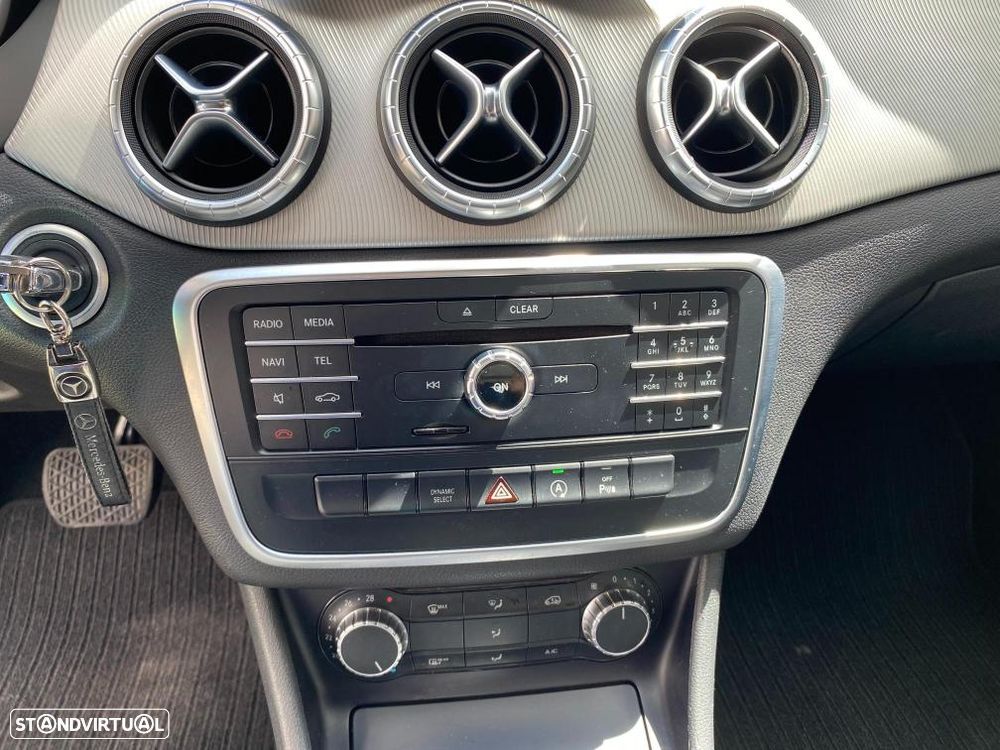 Mercedes-Benz CLA 180 (CDI) d 7G-DCT Urban - 20