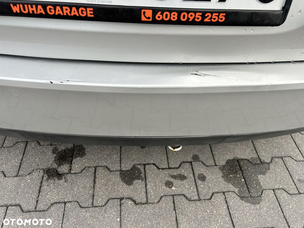 Ford Fiesta - 24