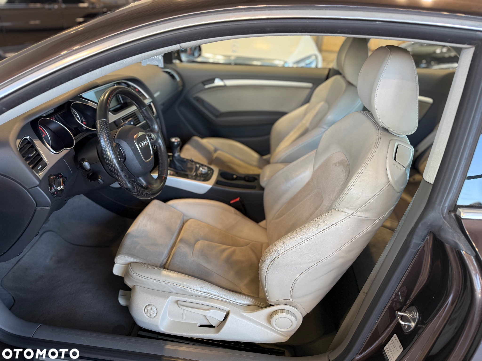 Audi A5 Coupe 2.0 TDI Quattro - 7