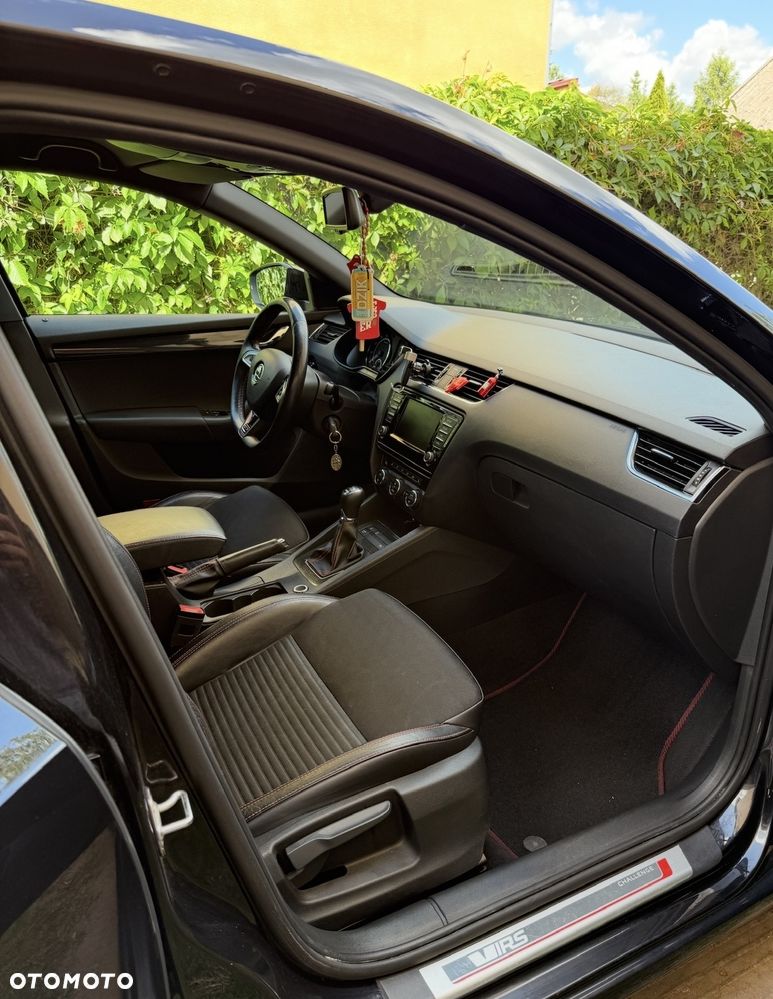 Skoda Octavia 2.0 TSI RS - 1