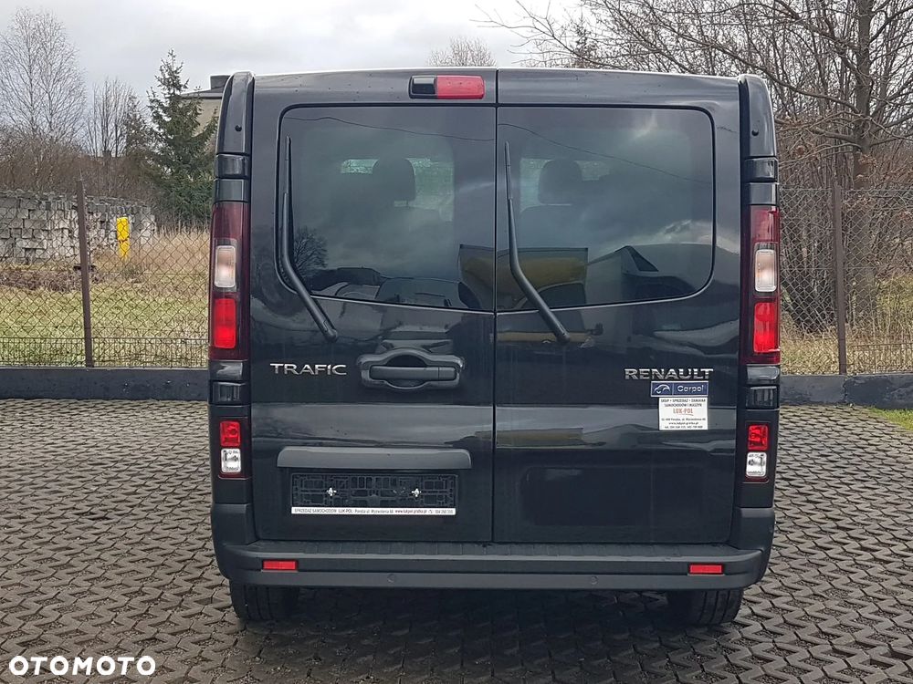 Renault Trafic - 16