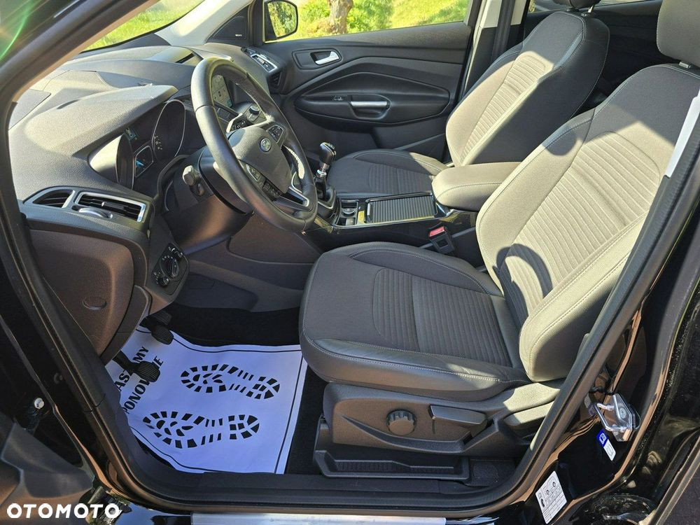 Ford Kuga - 14