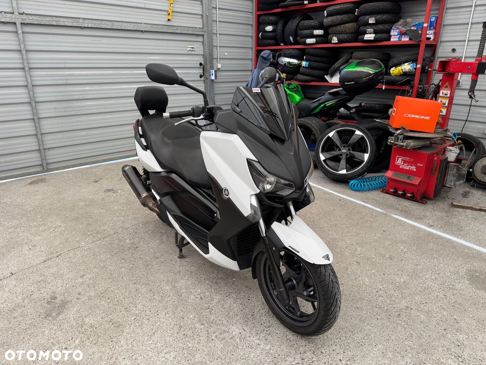 Yamaha X-max - 1