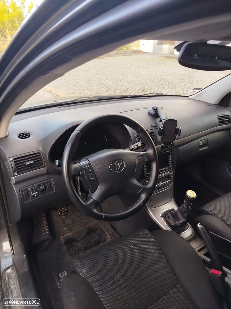Toyota Avensis SW 2.0 D-4D GPS - 5