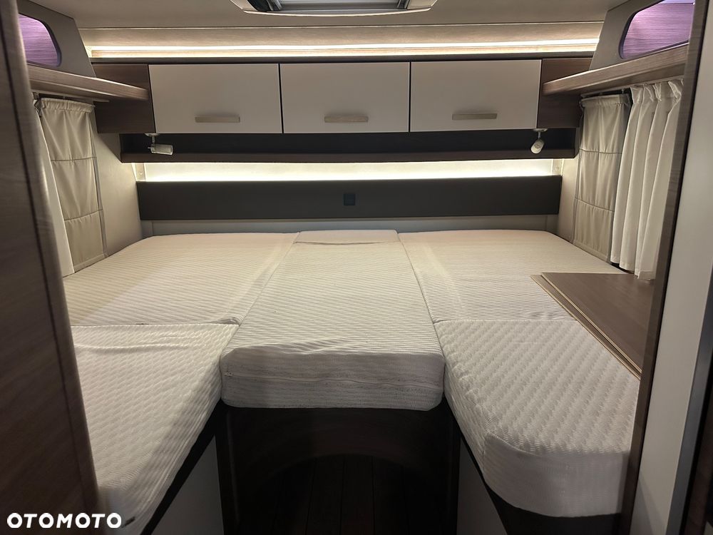 KNAUS Live I 700 MEG - 10