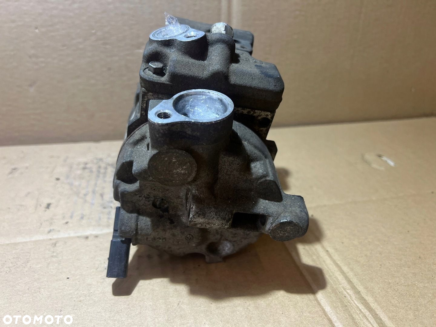 AUDI A4 B8 A5 8T SPRĘŻARKA KOMPRESOR KLIMATYZACJI 8K0260805E - 10