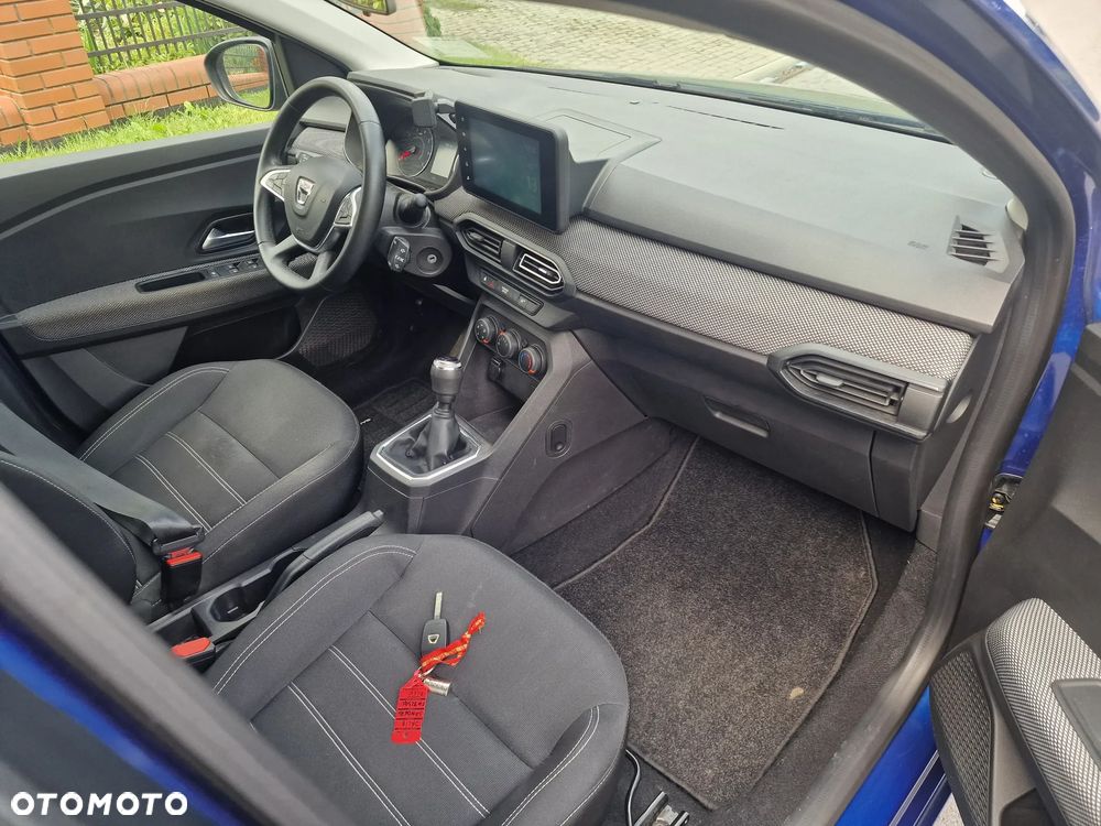 Dacia Sandero SCe 65 Essential - 27