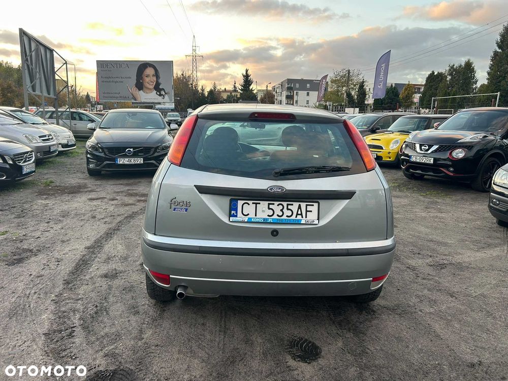 Ford Focus - 8