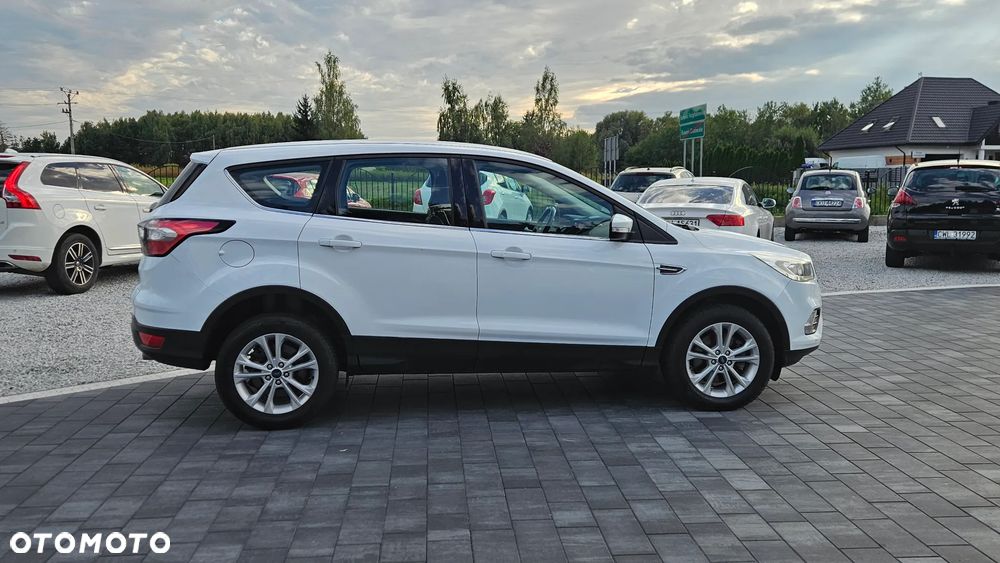Ford Kuga - 4