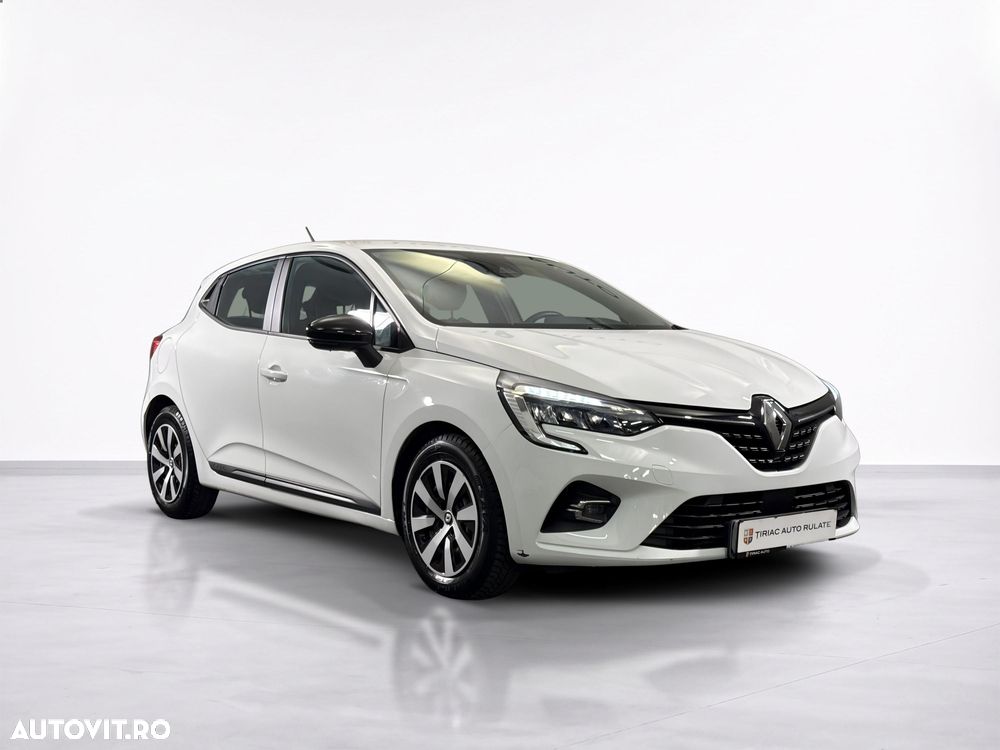 Renault Clio - 8