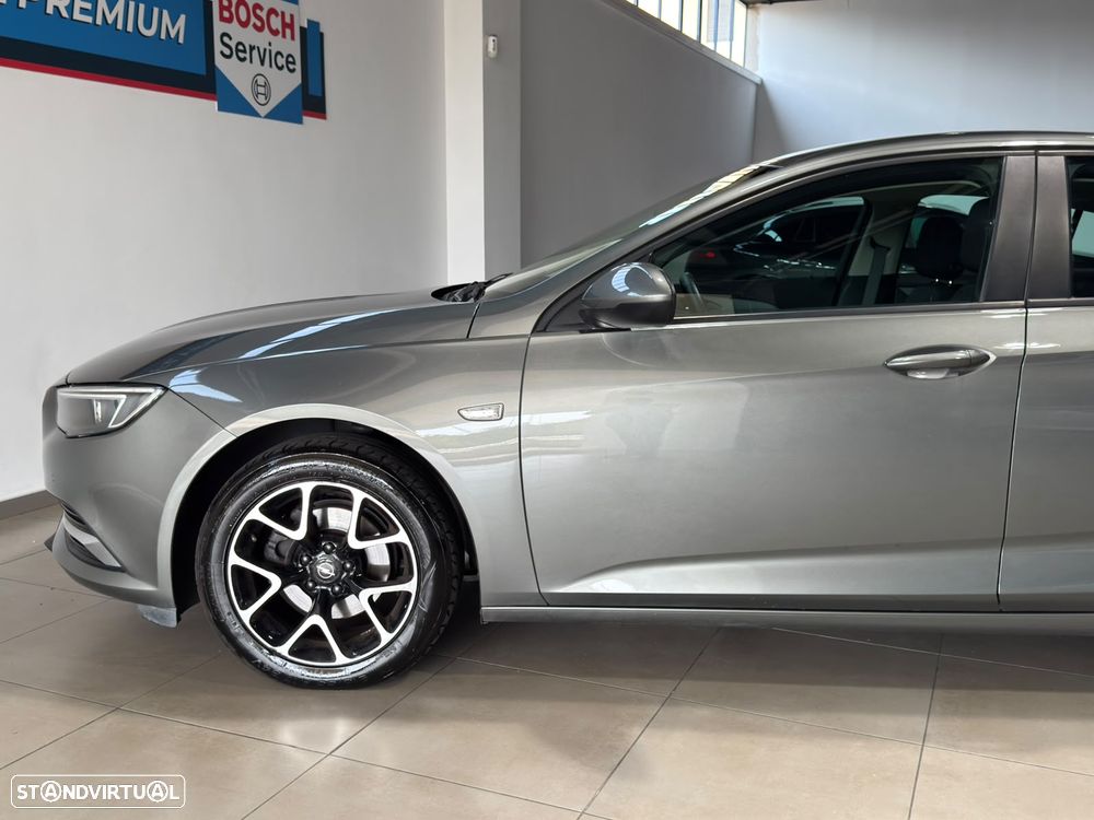 Opel Insignia Grand Sport 1.6 CDTi Business Edition — fotografia 8