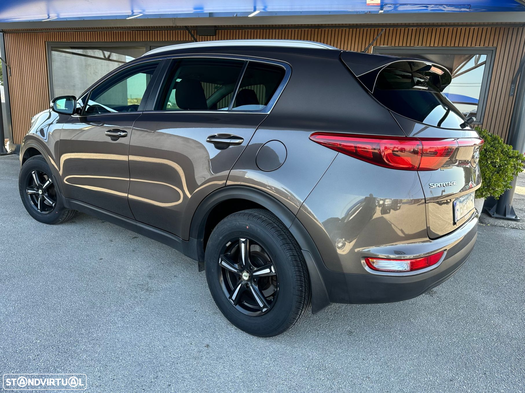 Kia Sportage 2.0 CVVT 4WD Auto Spirit - 2