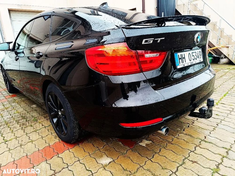 BMW Seria 3 318d GT Sport Line - 38