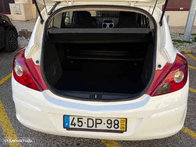 Opel CORSA - 13