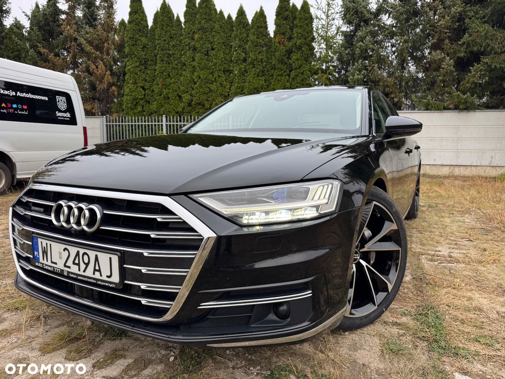Audi A8 - 11