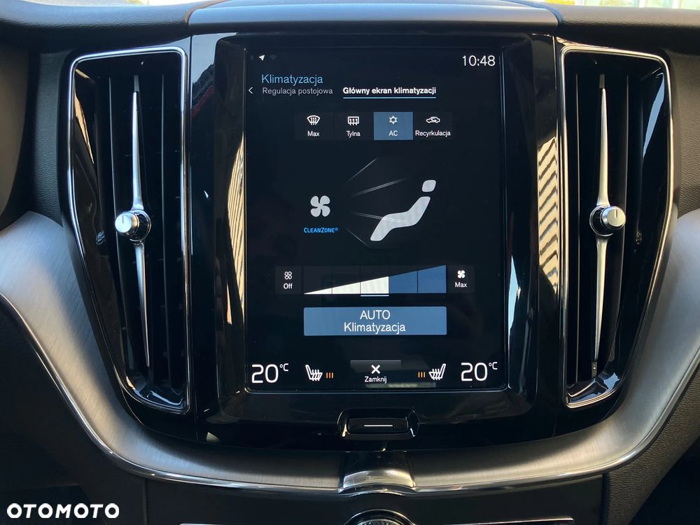 Volvo XC 60 D4 AWD Momentum - 27