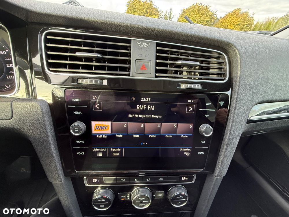 Volkswagen Golf 1.5 TSI ACT OPF DSG Highline - 24