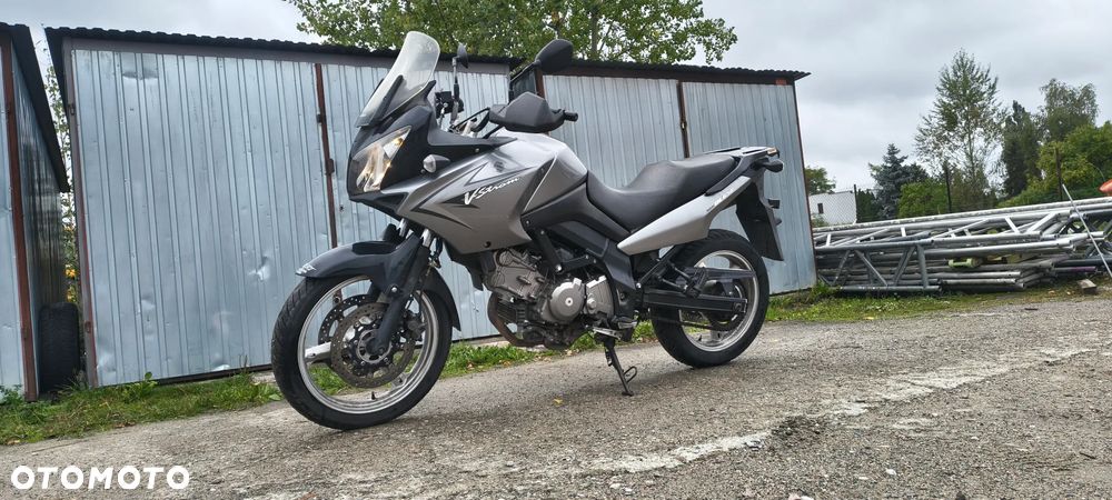 Suzuki DL - 17