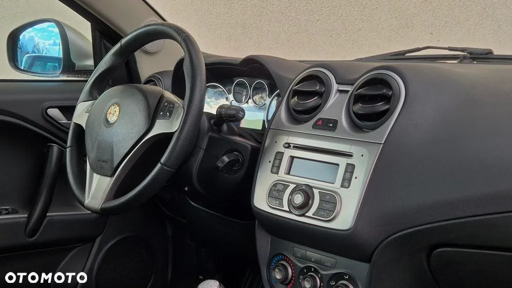 Alfa Romeo Mito 1.4 MultiAir Distinctive - 19