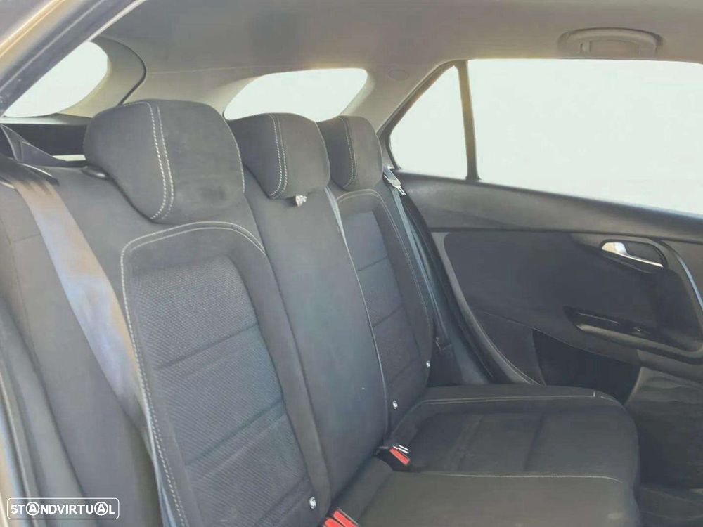 Fiat Tipo Station Wagon 1.6 M-Jet Lounge J17 - 15