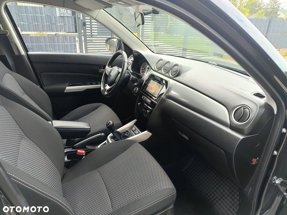 Suzuki Vitara - 20