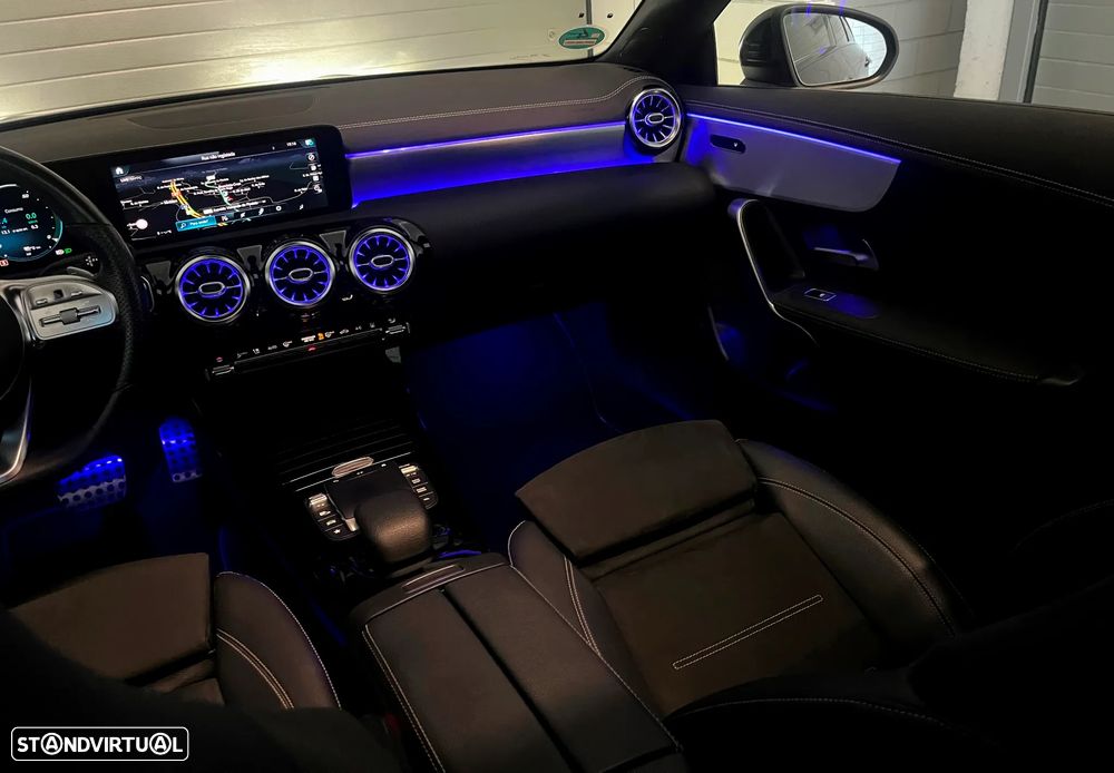 Mercedes-Benz CLA 250 e Shooting Brake AMG Line - 19
