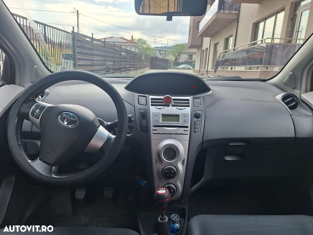 Toyota Yaris 1.4 D-4D Terra - 4