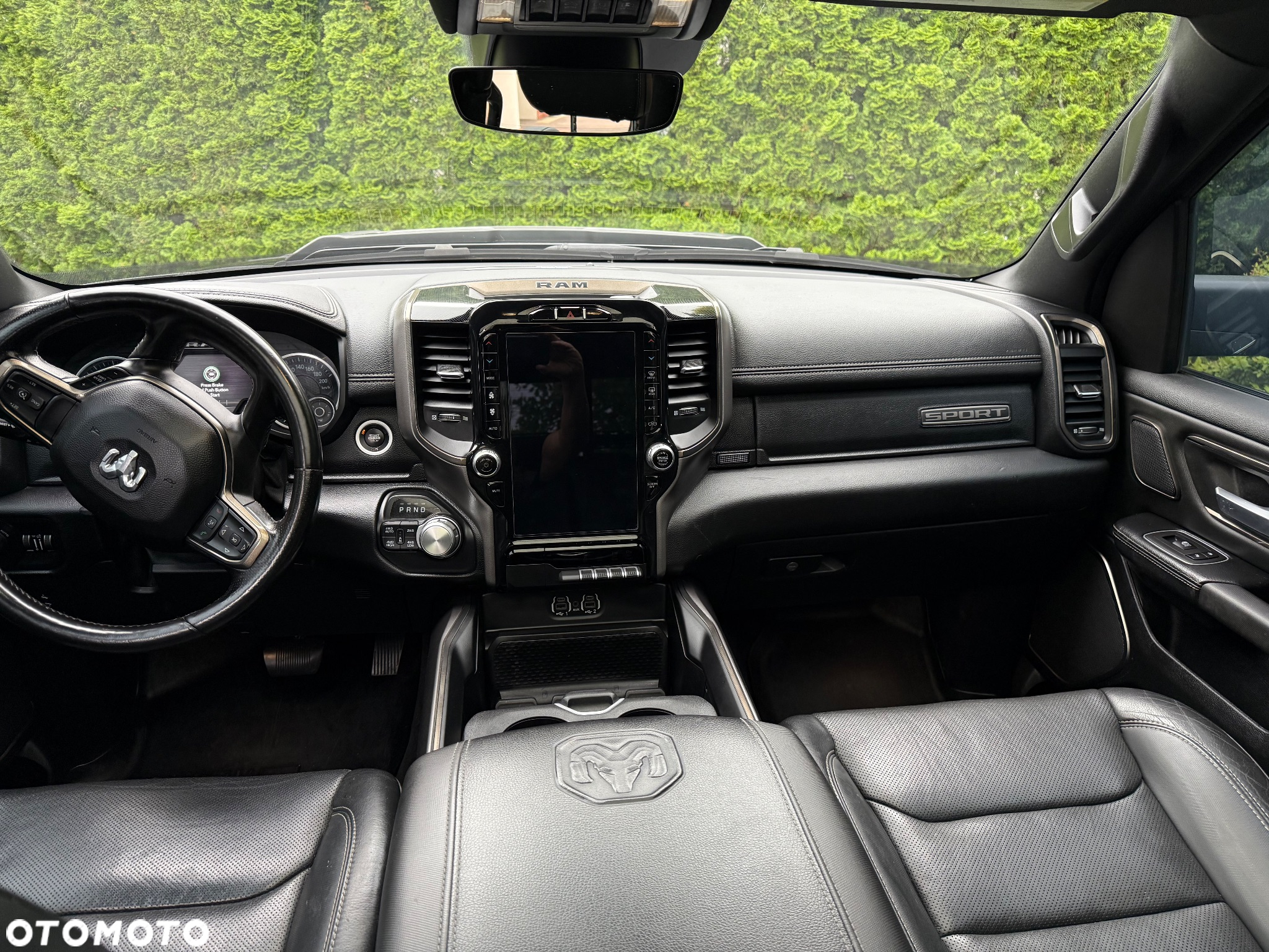 RAM 1500 Crew Cab Longbed Laramie - 18