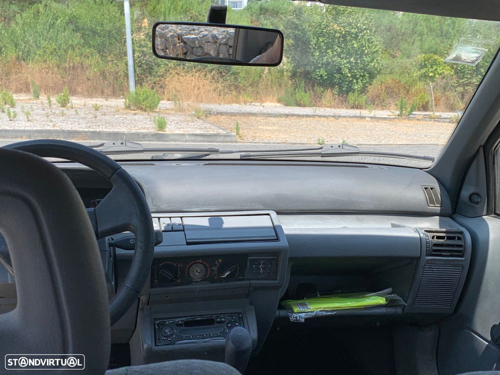 Renault Clio 1.1 RL - 6