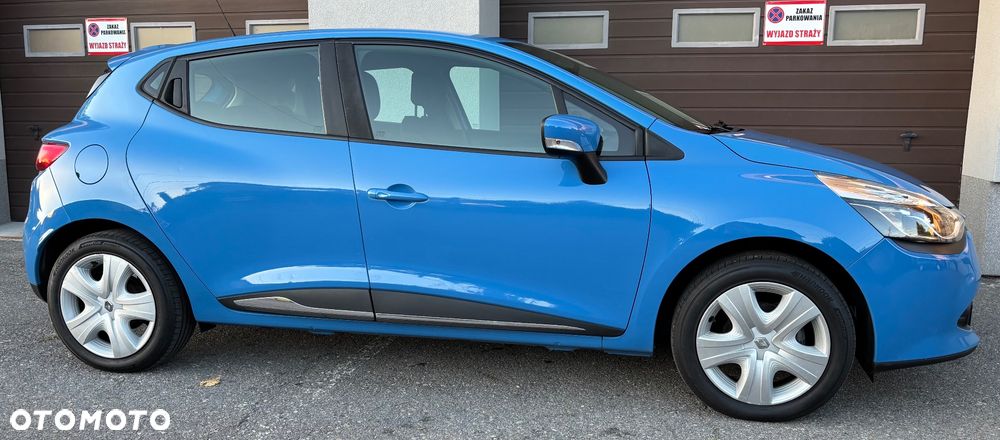 Renault Clio - 8