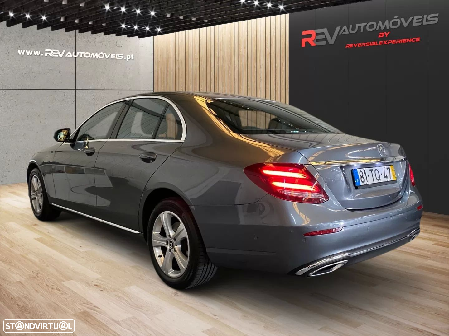 Mercedes-Benz E 220 d Exclusive Line - 4