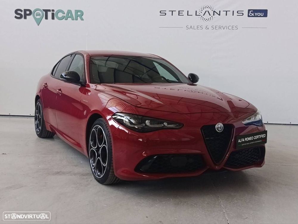 Alfa Romeo Giulia 2.2 D Veloce AT8 AWD - 3