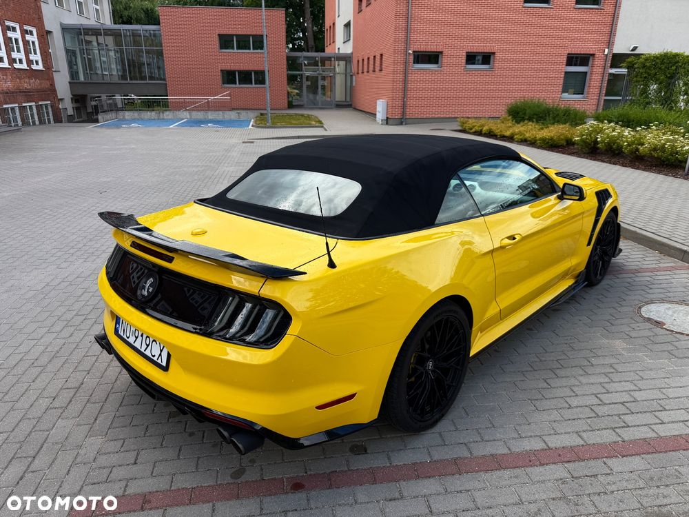 Ford Mustang - 28