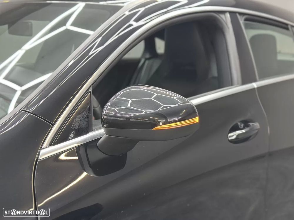 Mercedes-Benz CLA 250 e AMG Line - 14