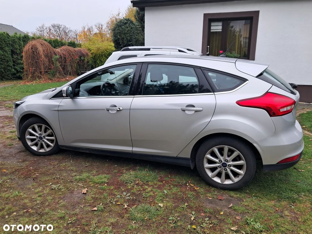 Ford Focus - 10