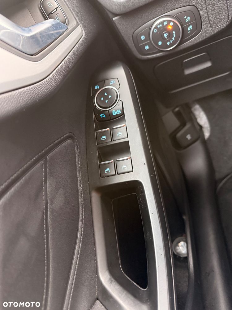 Ford Focus 1.0 EcoBoost Gold X ASS PowerShift - 10