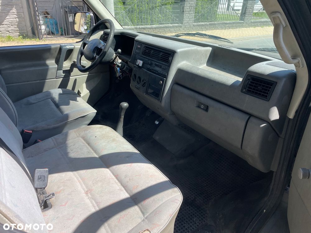 Volkswagen Transporter T4 - 6