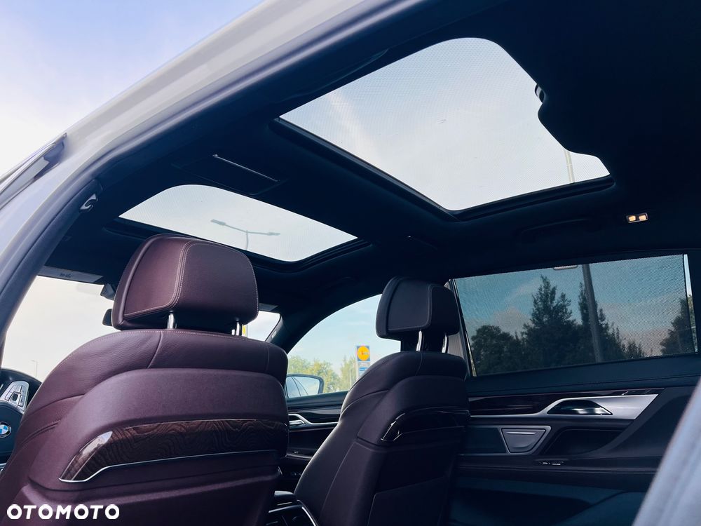 BMW Seria 7 740Li - 35