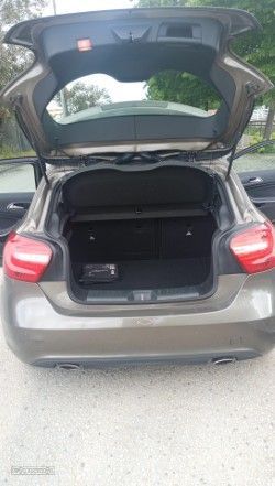 Mercedes-Benz A 200 - 9