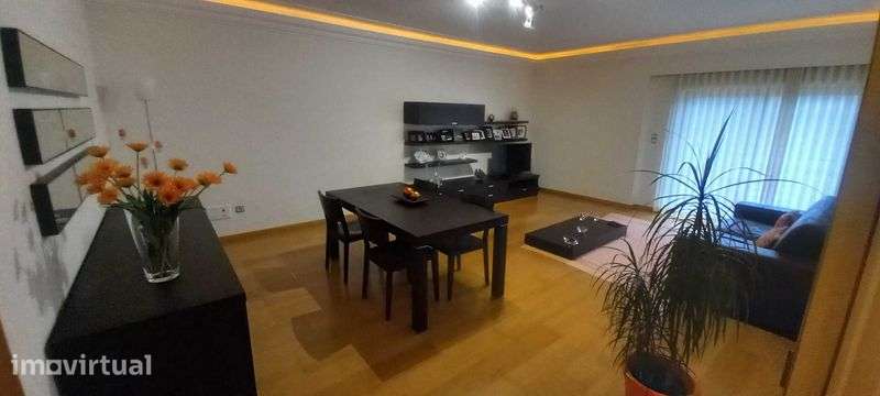 Apartamento T2 - Vila Chã - Amadora - Grande imagem: 2/8
