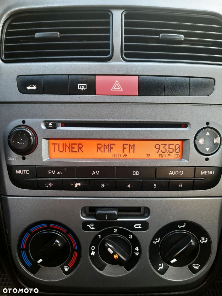 Fiat Linea 1.4 Fresh - 17