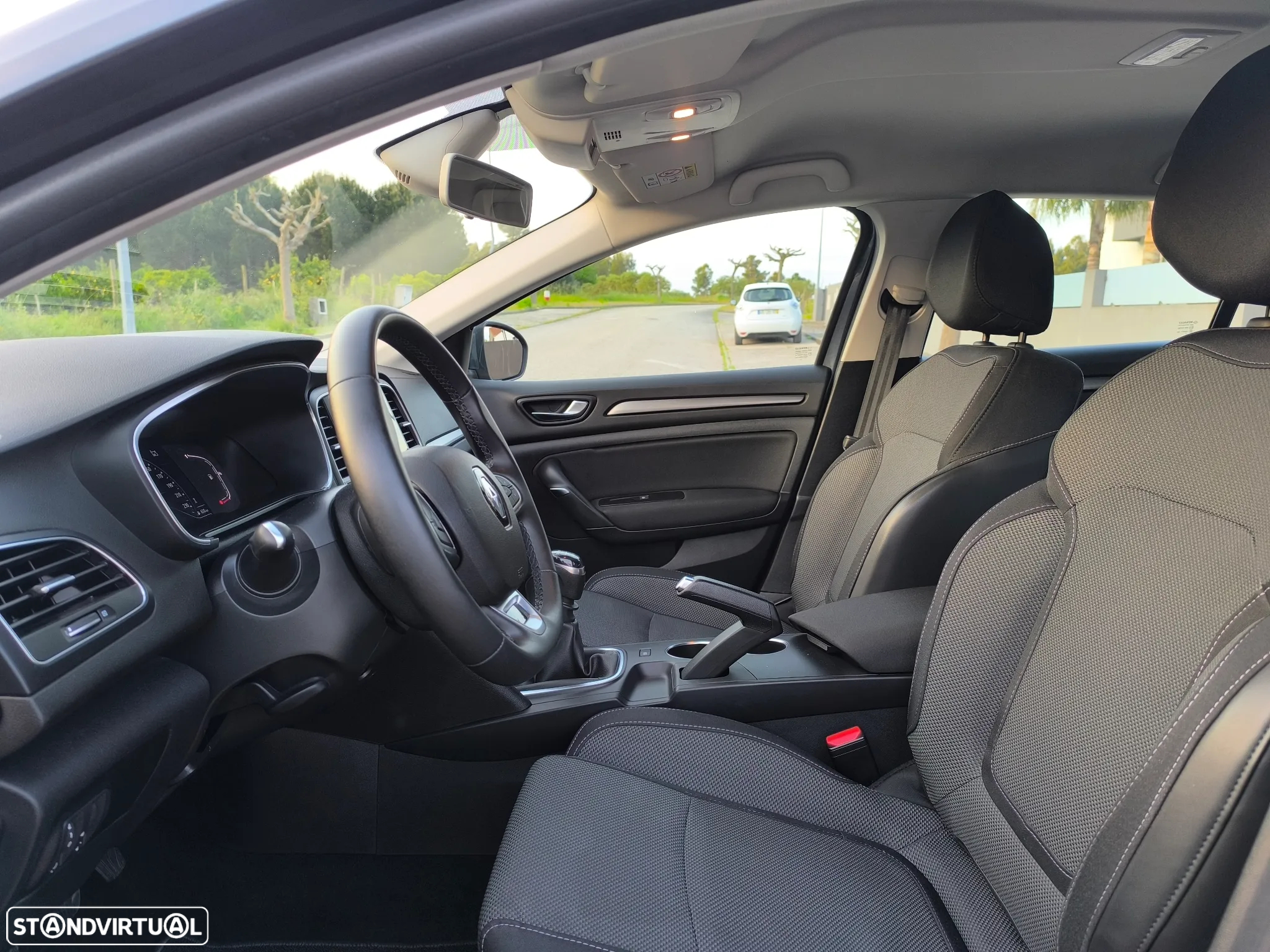 Renault Mégane Sport Tourer 1.5 Blue dCi Equilibre - 20