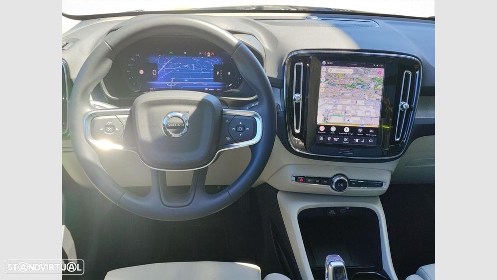 Volvo XC 40 2.0 B3 Plus Dark - 15