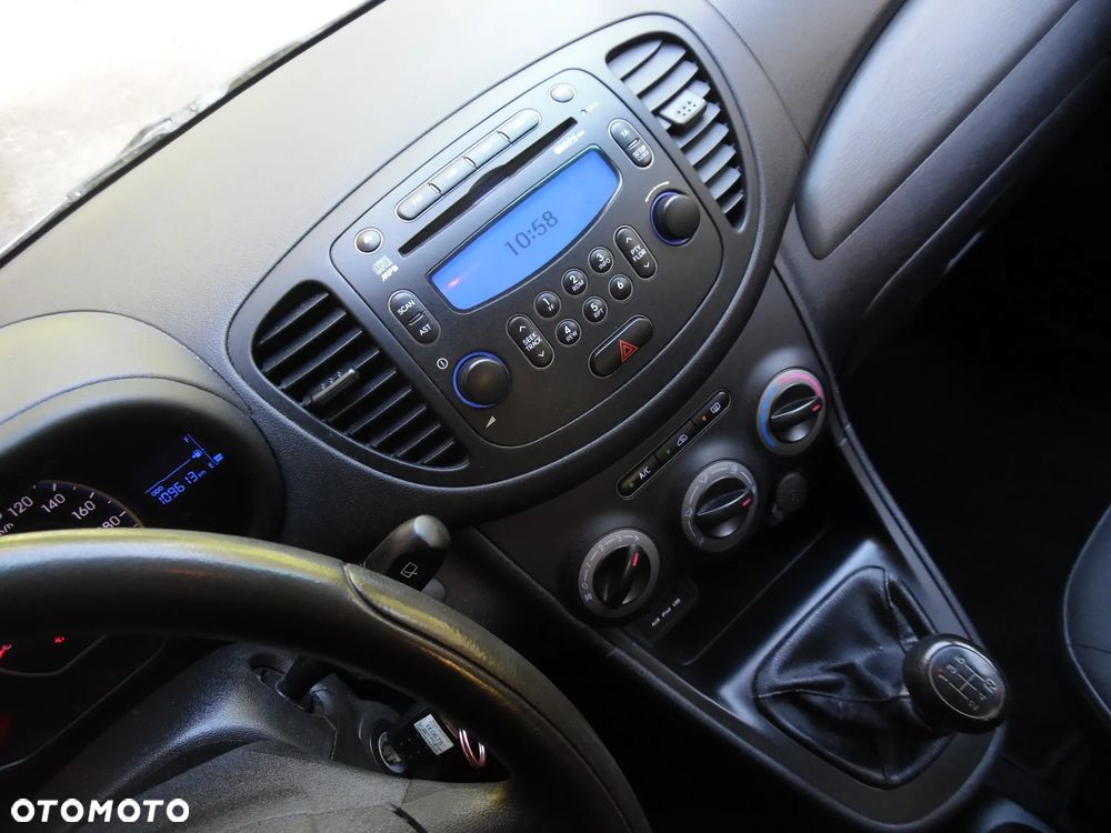 Hyundai i10 - 15