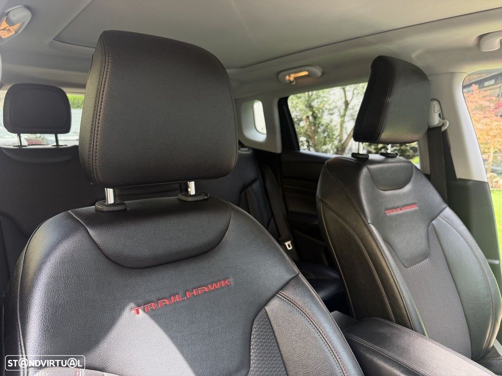 Jeep Compass 1.3 TG Trailhawk - 29