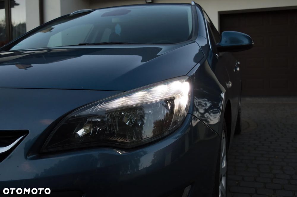 Opel Astra 1.4 Turbo Automatik Exklusiv - 37