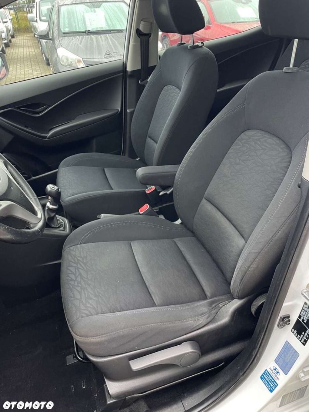 Hyundai ix20 - 13