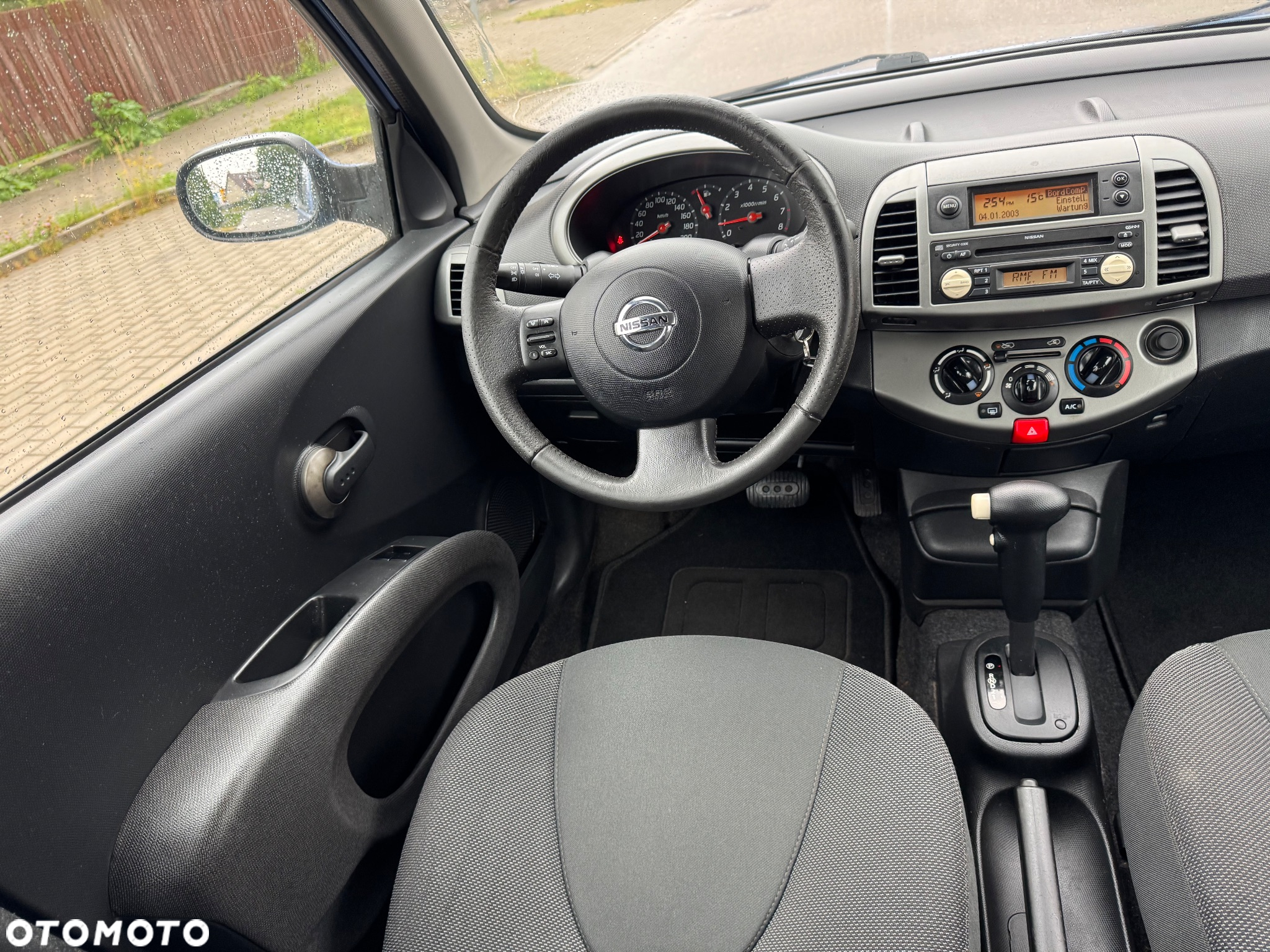 Nissan Micra 1.4 Tekna - 23